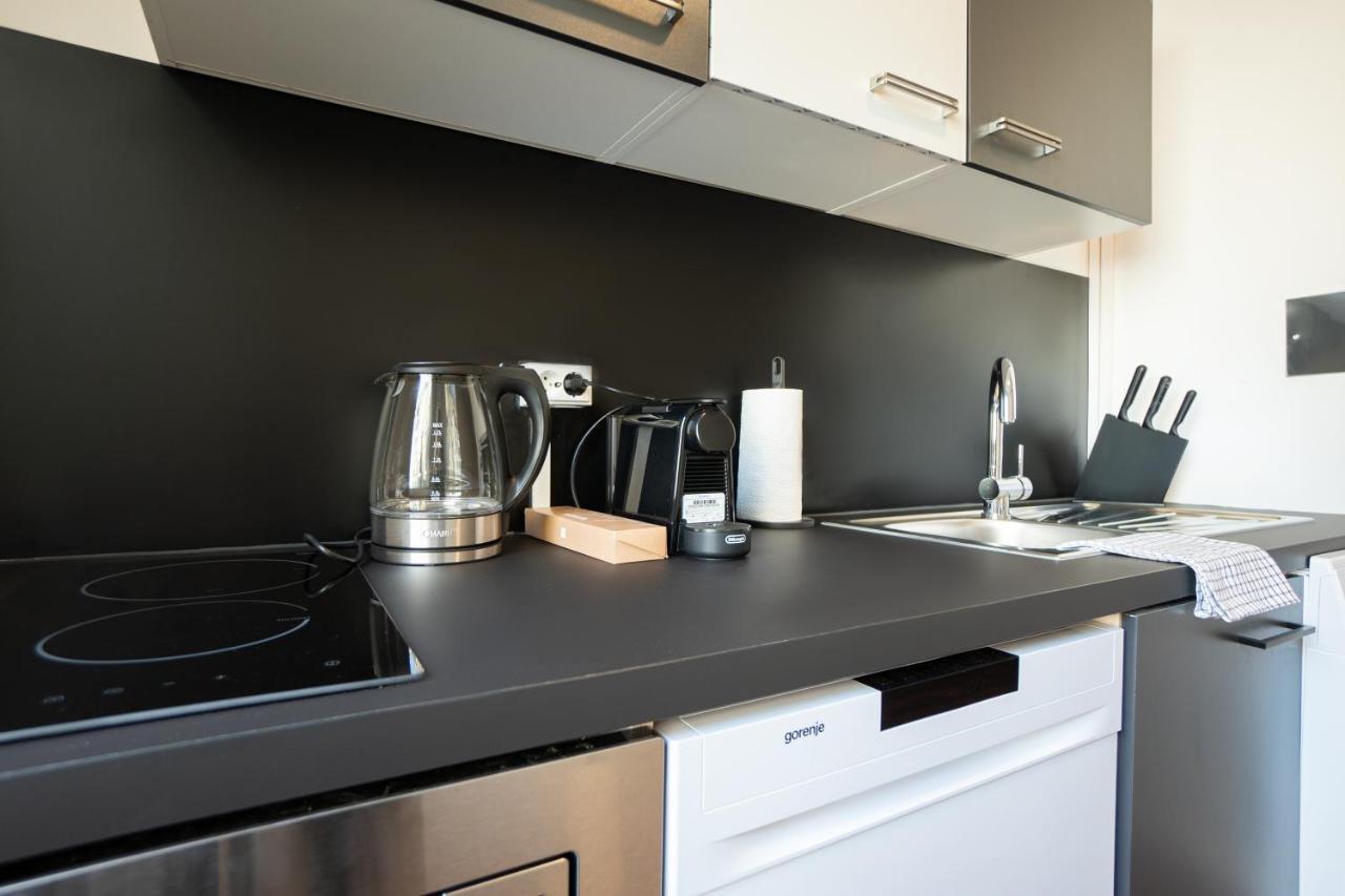 Prater Parkview: Spacious 3-Bedroom Apartment with King Beds Vienna Exterior photo